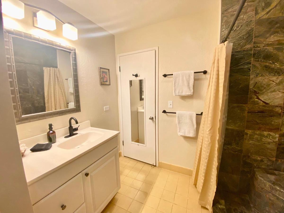 Charming 1 Bedroom Beach Condo Prime Location Great Value Pahala Екстер'єр фото